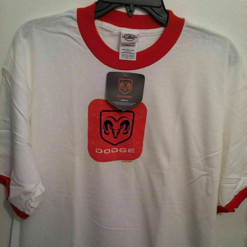 DODGE Muscle Car VINTAGE T-SHIRT FROM 2006 100% Cotton COLOR WHITE/RED PICK SIZE
